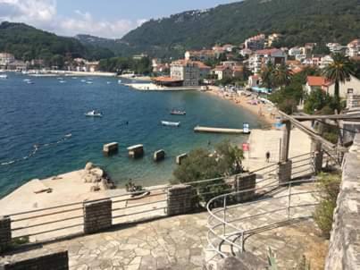 Bed and Breakfast Pansion Mimoza Herceg Novi Exterior foto