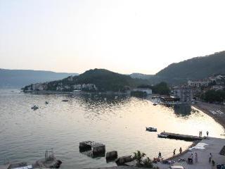 Bed and Breakfast Pansion Mimoza Herceg Novi Exterior foto